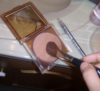 BRONZER.jpg