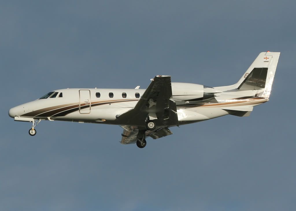 http://i226.photobucket.com/albums/dd121/flcriminal/Cessna560XLSCitationExcelG-OXLS.jpg