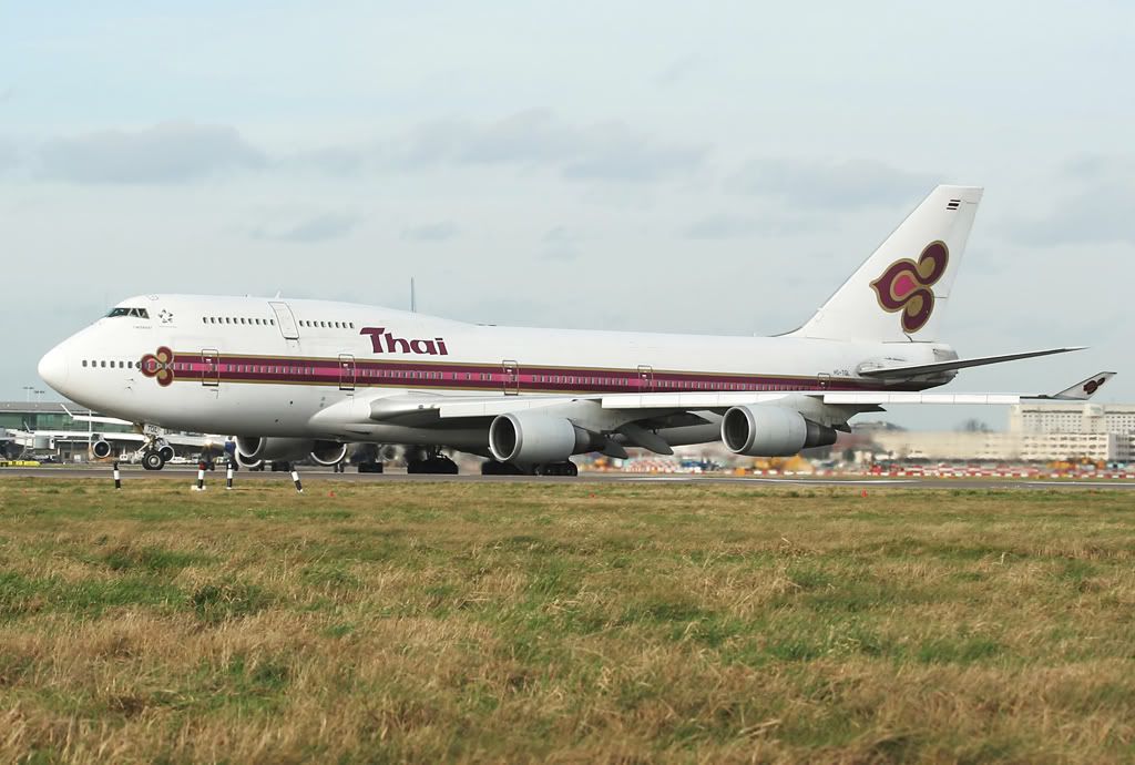 http://i226.photobucket.com/albums/dd121/flcriminal/ThaiAirlines747-4D7HS-TGL-1.jpg
