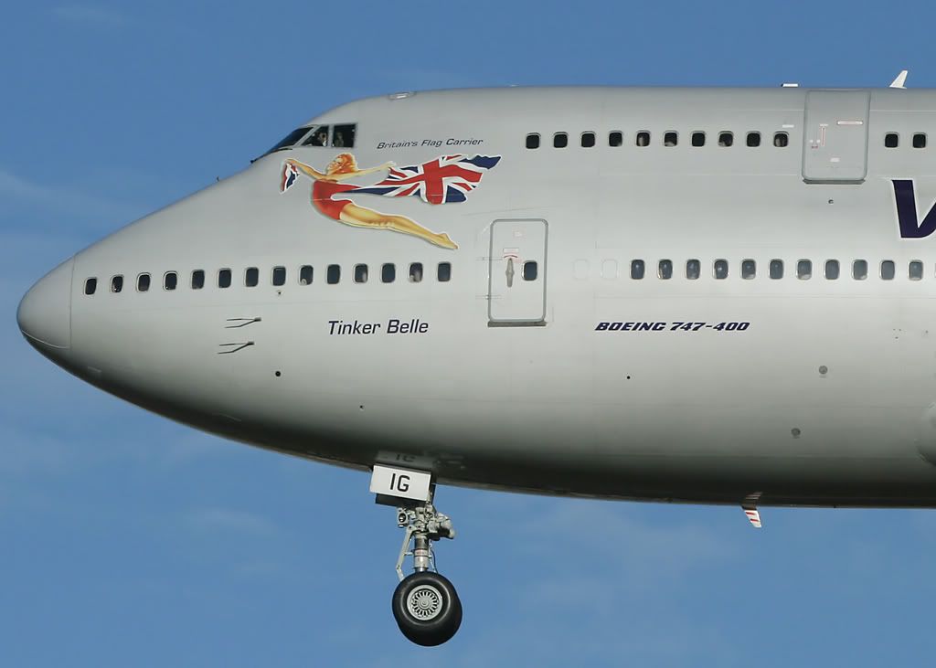 http://i226.photobucket.com/albums/dd121/flcriminal/VirginAtlantic747-4Q8G-VBIG-1.jpg
