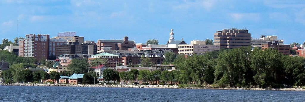 IMAGE: http://i226.photobucket.com/albums/dd158/car_show_fan/carshows2/BurlingtonSkyline.jpg