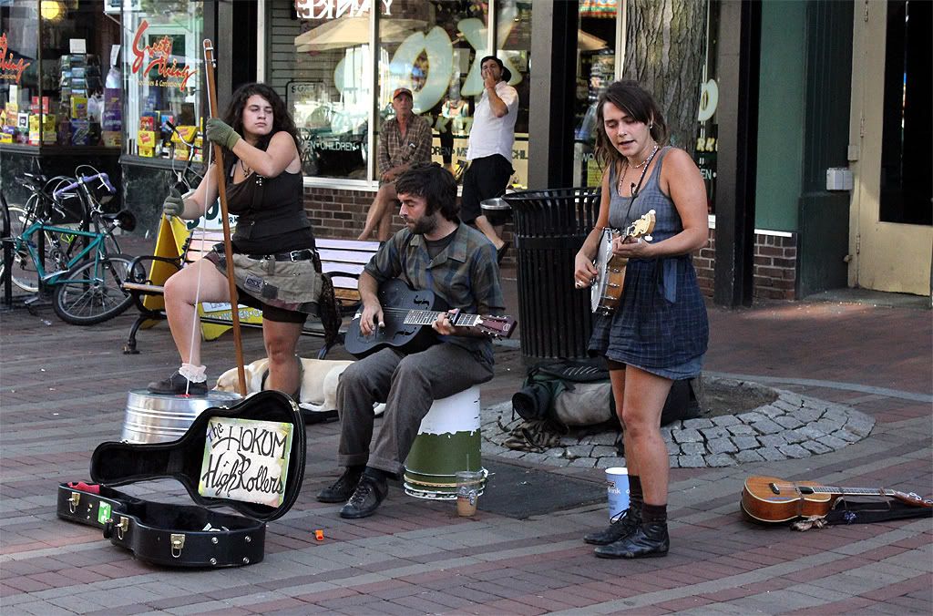 IMAGE: http://i226.photobucket.com/albums/dd158/car_show_fan/carshows2/HokumHighRollers.jpg