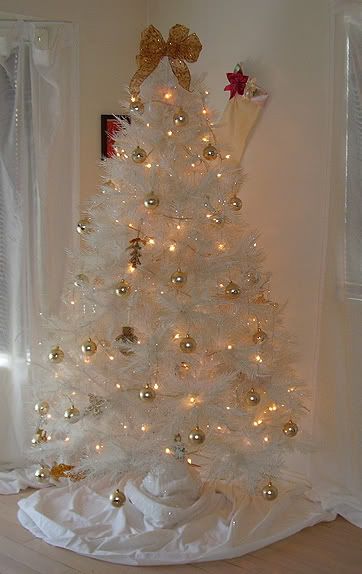 Christmas-Tree-001.jpg