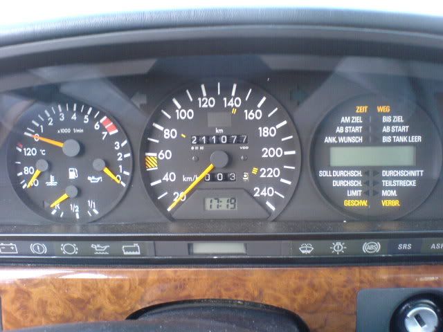 1985 Mercedes 123 speedometer #7