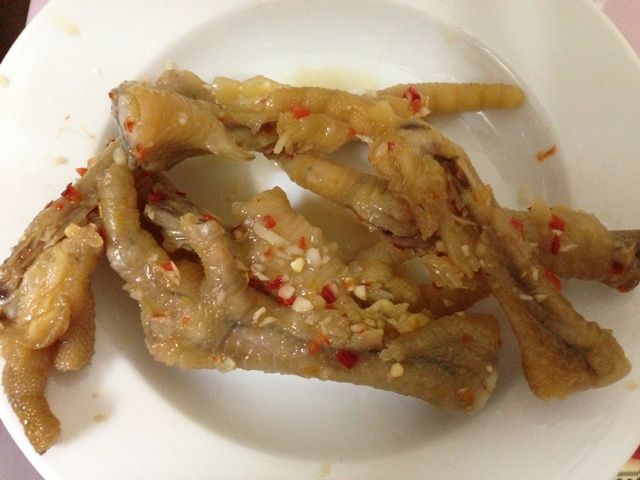 Nhờ anh em đam mê ăn nhậu cho ý kiến chân gà lạnh ướp nước mắm của em... - 1