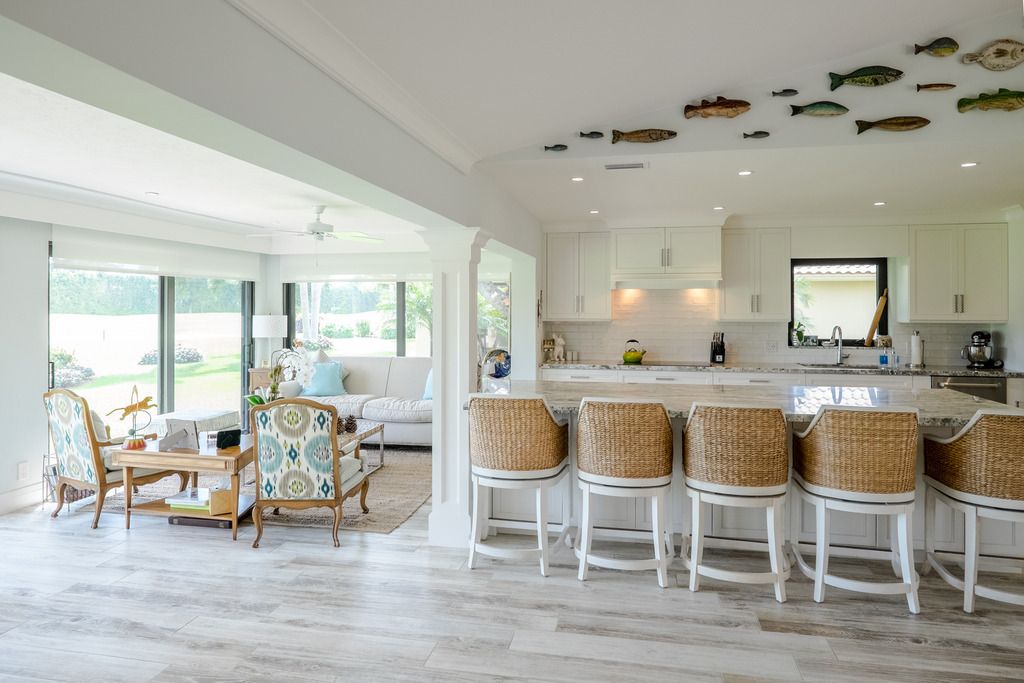 IMAGE: http://i226.photobucket.com/albums/dd17/patronamarble/Fuji14-9_zpsaineodb9.jpg