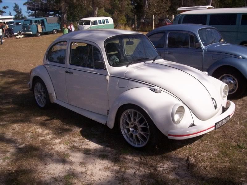 http://i226.photobucket.com/albums/dd191/boostedbug/LBug/Valla08062.jpg