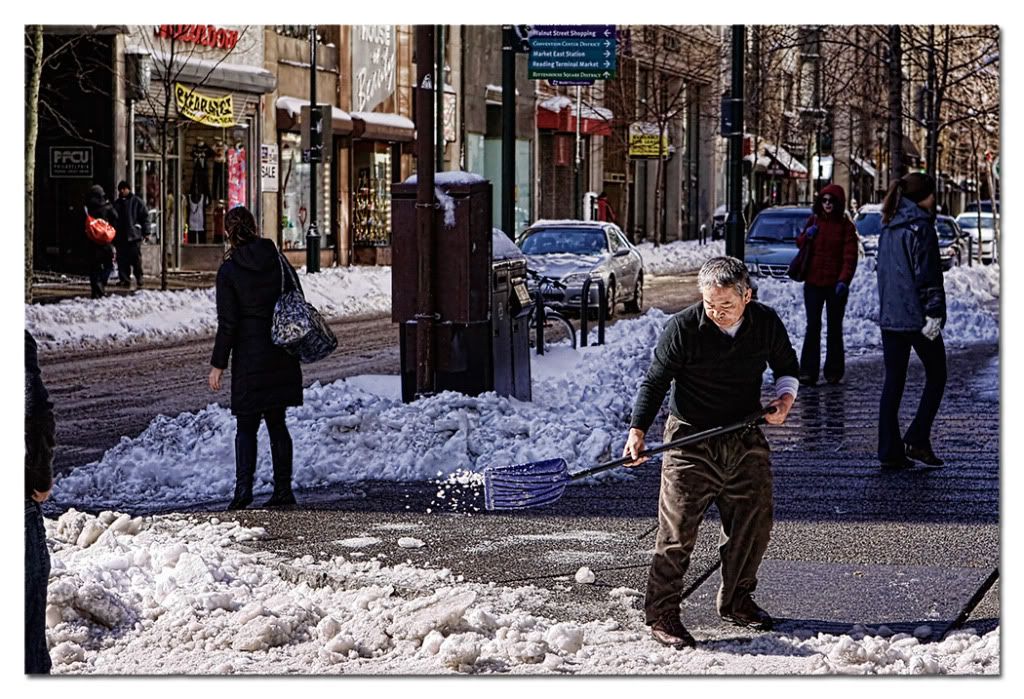 Shoveling-in-Philly.jpg