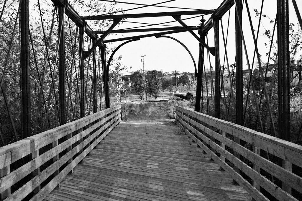 bridge-with-arch.jpg