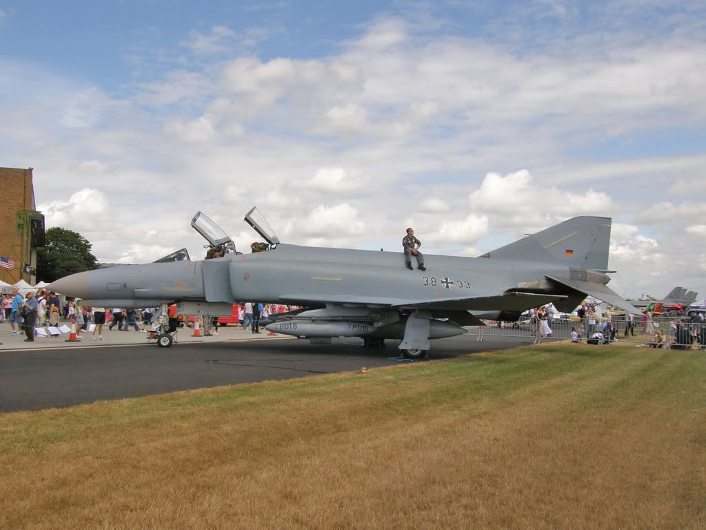 11McDonnelDouglasF4PhantomLuftwaffe.jpg