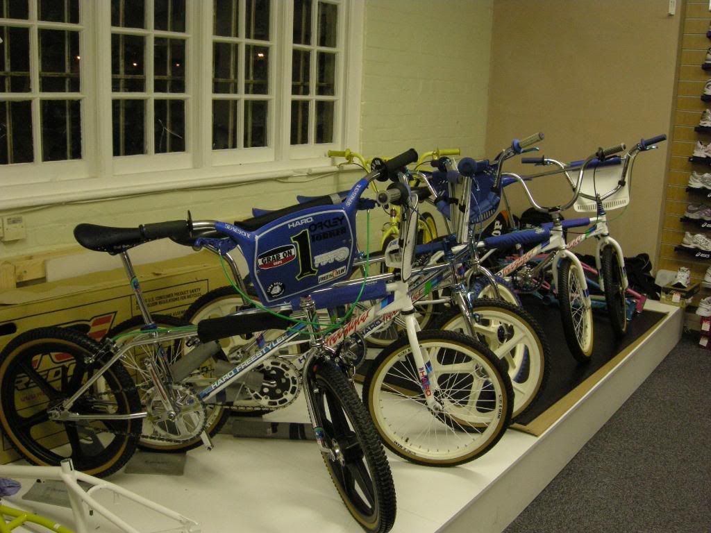 http://i226.photobucket.com/albums/dd272/DOMPHIPPSIO/DSCN3010.jpg