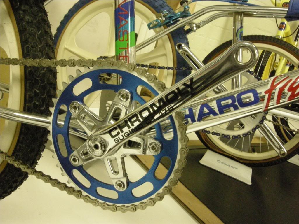 http://i226.photobucket.com/albums/dd272/DOMPHIPPSIO/DSCN3028.jpg