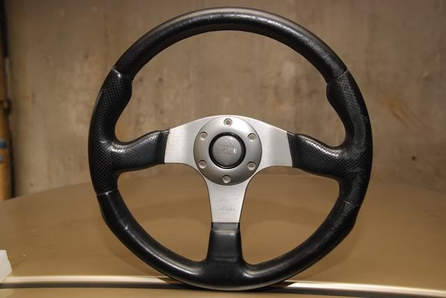  .com.ph/index.php/view+classifieds/id/1875029/Momo+Race+Steering+Wheel