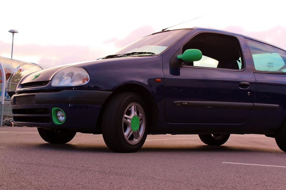 [Image: 1002716_10201013769459062_1559353618_n_zps816203b8.jpg]