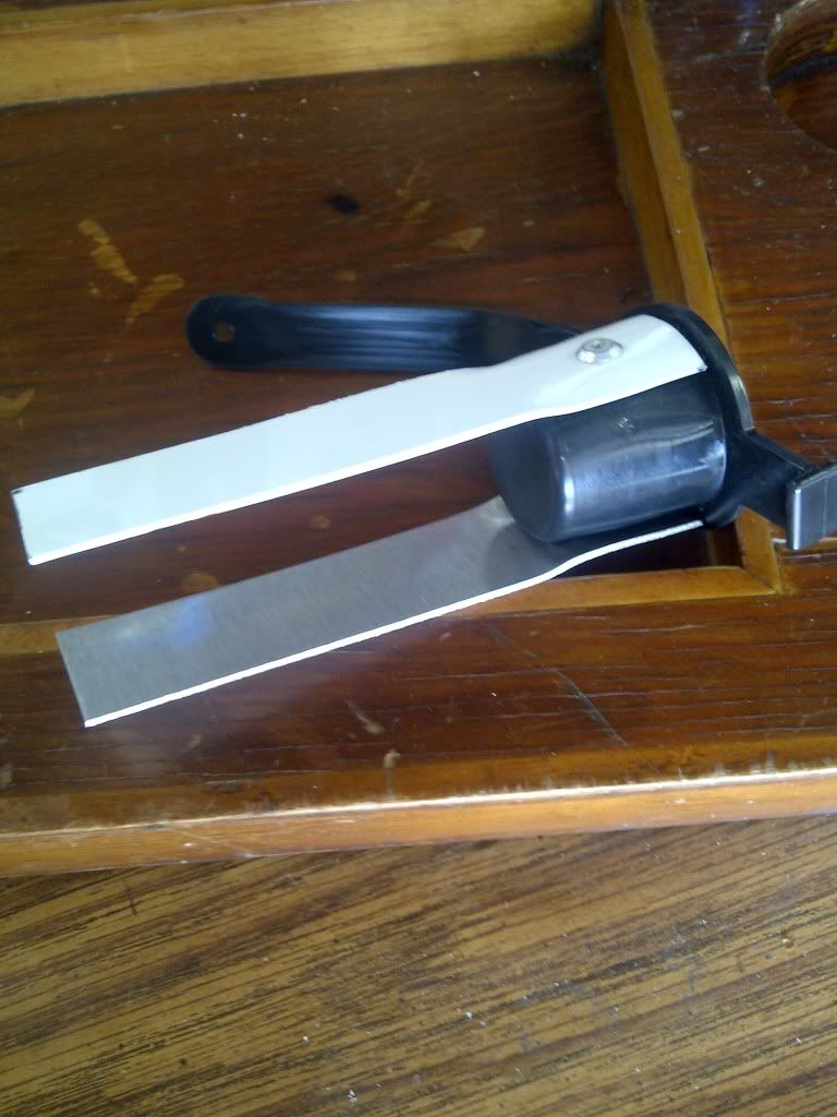 http://i226.photobucket.com/albums/dd92/pairofjokers_2007/scupper3.jpg