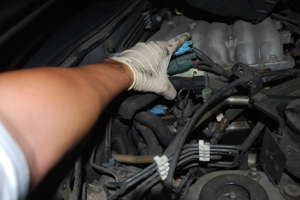 How to Replace Spark Plugs on Nissan Pathfinder or Infiniti QX4 3.5L