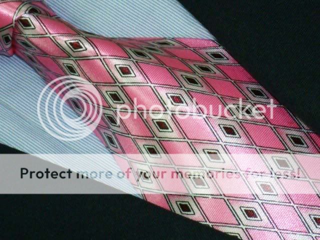 NWT Louis Unique 100% Silk Argyle Pink Red Necktie a500  