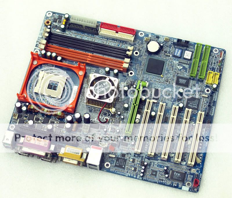 First AGP 8X Intel® chipset based motherboard