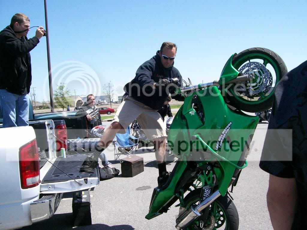 Pics From Saturday S Stunt Session Custom Fighters Custom